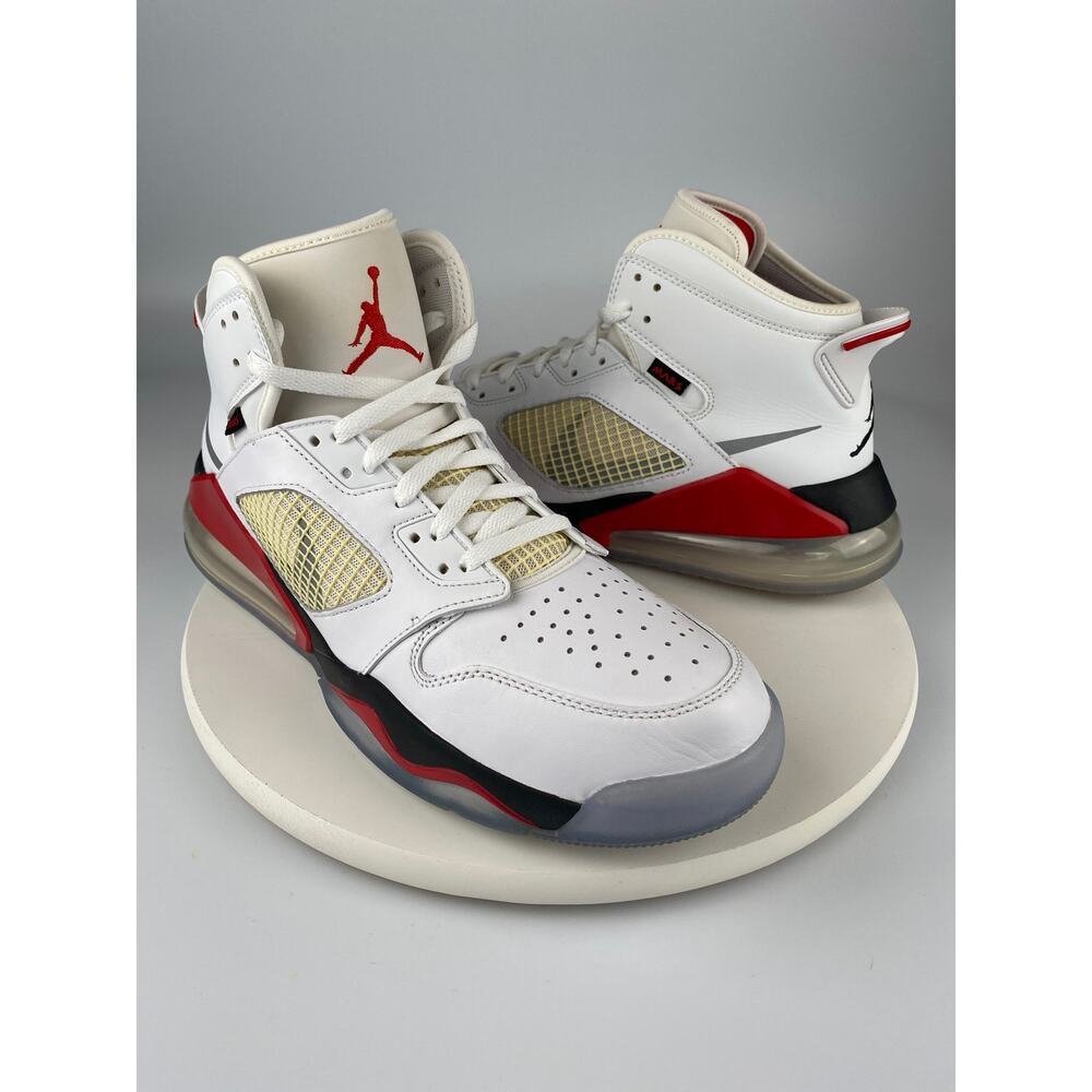 Jordan Mars 270 White/Fire Red (CD7070-100) Men's Size 12
